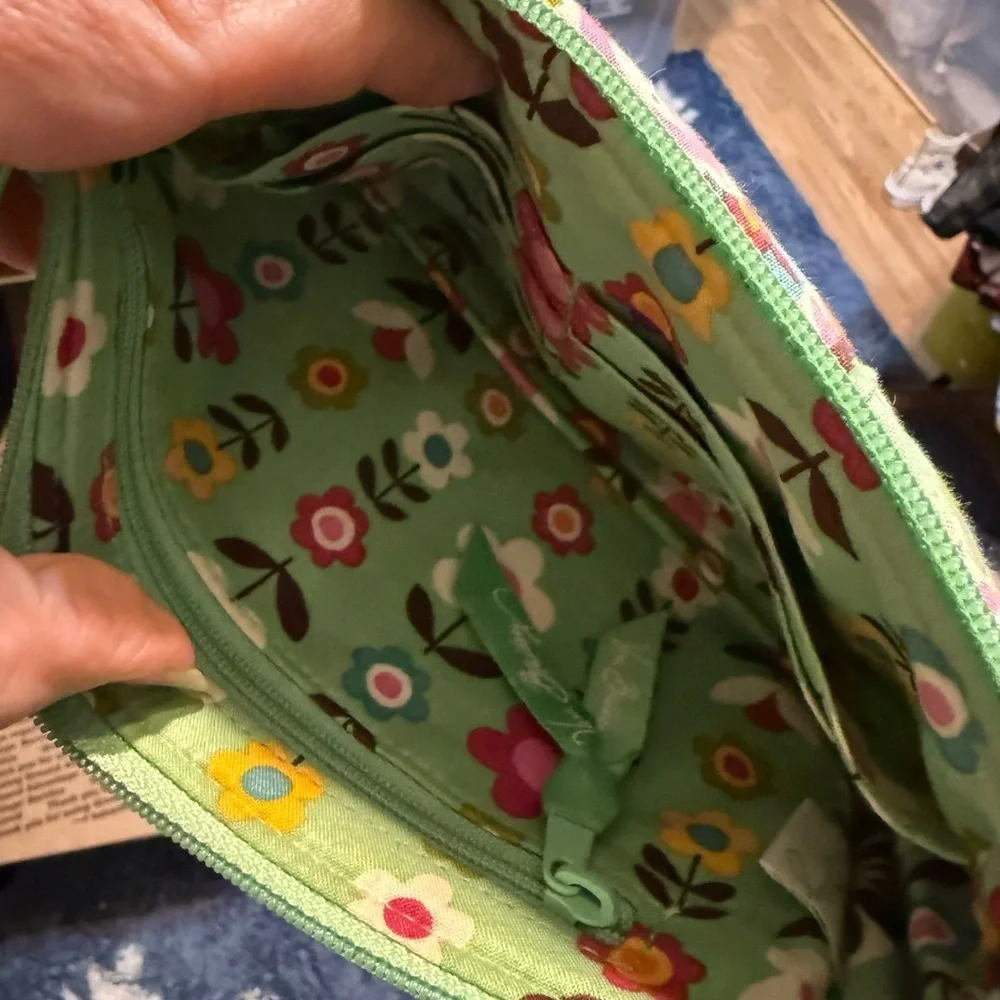 Vera Bradley Clutch, Smart Phone Floral Wristlet In Tutti Fruity, Ultra Feminine